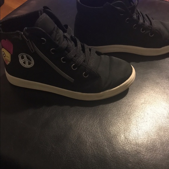 Emoji high top sneaker - Picture 1 of 4
